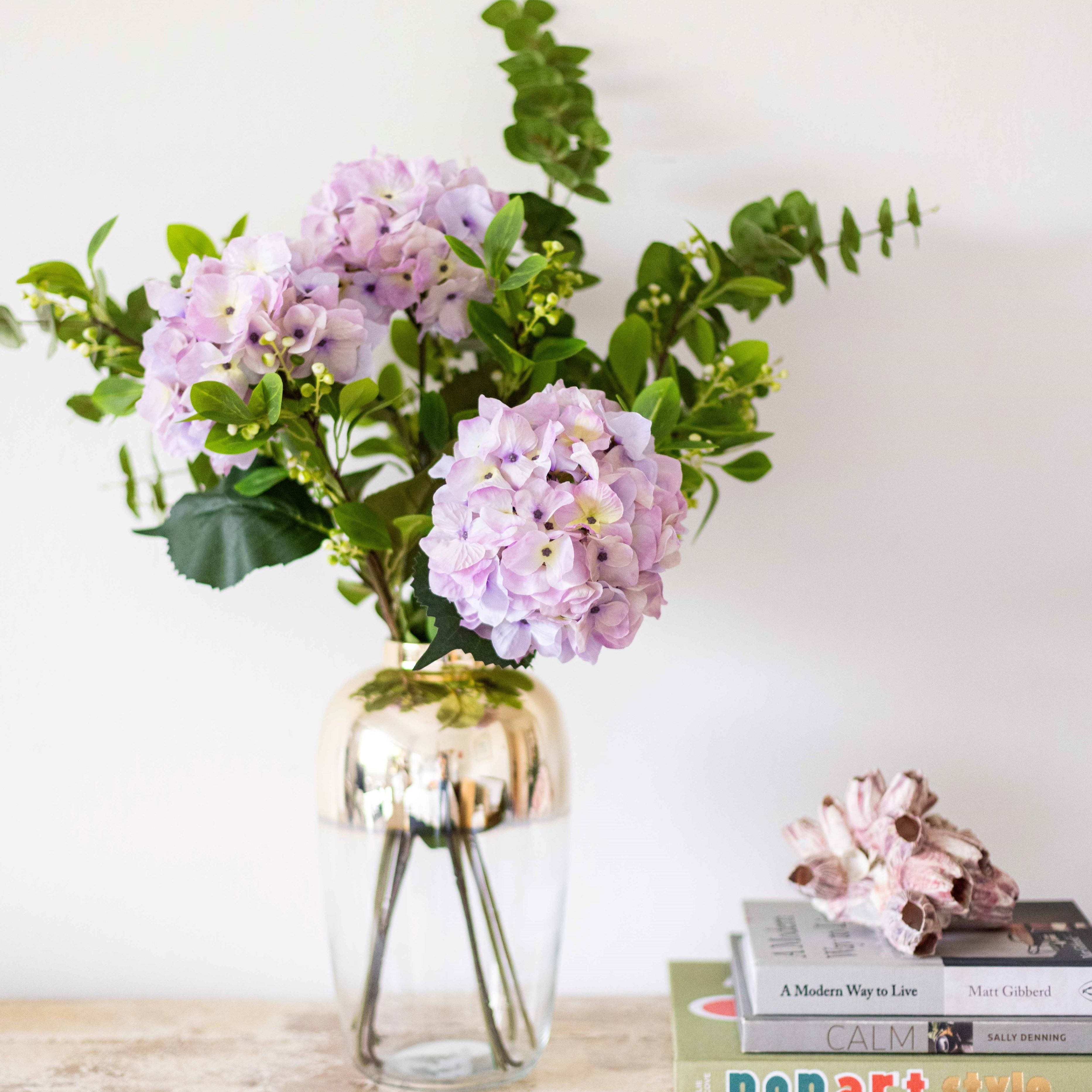 Hydrangea arrangement