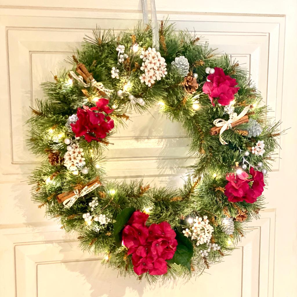 Large Christmas Wreath - Hydrangea and silver berries