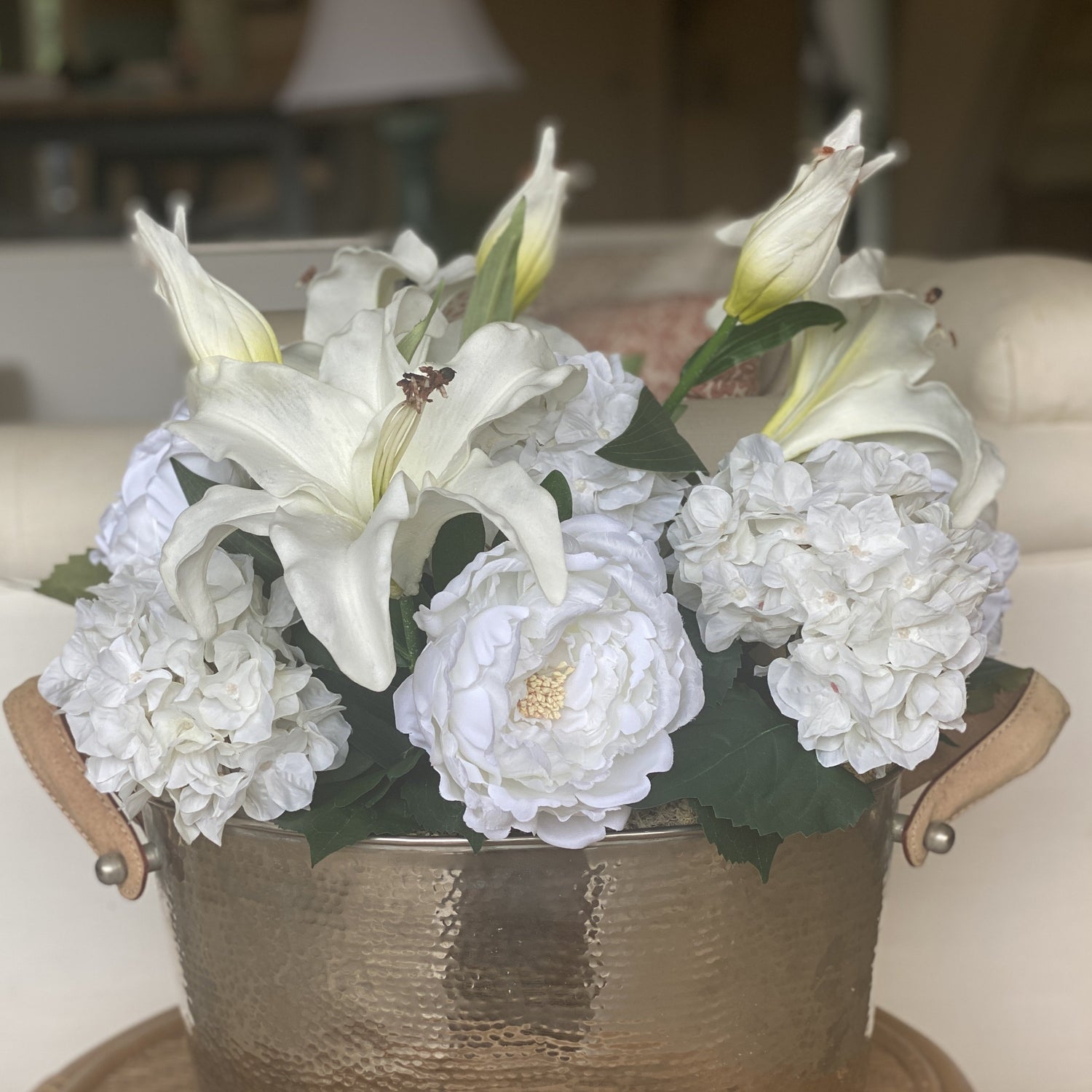 white flower arrangement